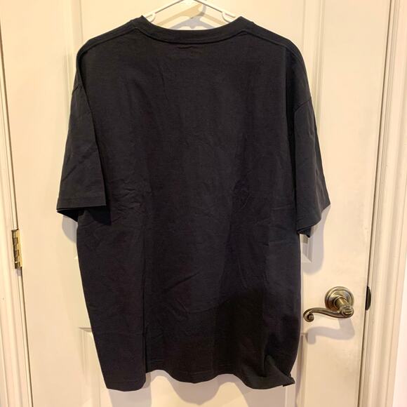 Uniqlo Sesame Street Big Bird Oscar the Grouch UT Graphic T-Shirt in Dark Gray - Picture 5 of 9